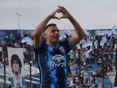 Francisco Molina celebra su gol