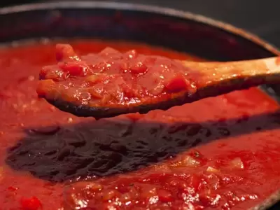tomate triturado