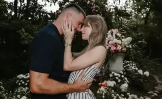 taylor swift anuncio su casamiento con travis kelce