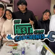 "Los Lobos" avanzan con su carroza: "Estamos muy unidos y so�amos con el podio"