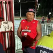 El gobierno nacional prohíbe entrar a todos los estadios del país al jefe de la barra de Independiente