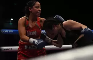laura caraval boxeo