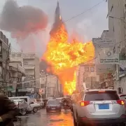 Israel confirmó que mató al primer ministro de Yemen durante un bombardeo y lanzó una fuerte advertencia