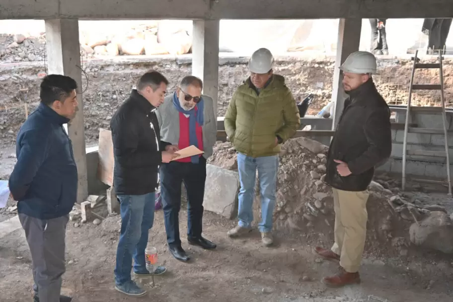 visita-de-obra-glorieta-plaza-belgrano-prensa-muni-jujuy1-1024x632