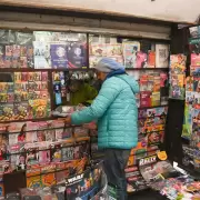 El Gobierno nacional habilita a kioscos de diarios a funcionar como operadores postales