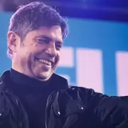 Kicillof capitalizó la victoria bonaerense, se mostró como el líder del peronismo y dio un mensaje nacional