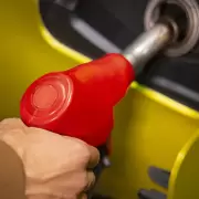 Aument� el precio de los combustibles: el litro de la nafta s�per alcanz� los $1500 en Jujuy