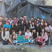 "Los Canarios" del Bachillerato Nº2 palpitan la FNE con mucha alegría