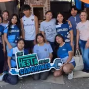 "Los Marineros" ultiman detalles de su carroza inspirada en Punta Corral