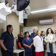 El gobernador Sadir inauguró un moderno tomógrafo en el Hospital "San Roque"