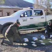 En dos operativos, secuestraron estupefacientes y hojas de coca en la Quebrada de Humahuaca
