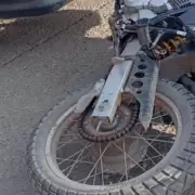 Arrestaron a dos sujetos por consumir alcohol y atropellar a un policía en Perico