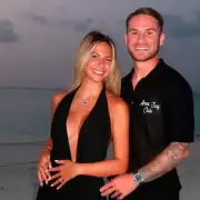 Nació la hija de Alexis Mac Allister y Ailén Cova: el curioso nombre que eligieron para su bebé