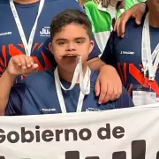 Las primeras alegrías jujeñas en Mar del Plata: Natación adaptada conquista los Juegos Evita