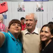 Pascuttini recibió un fuerte apoyo del pueblo de Monterrico: "El vecino me pide que luche, que vamos para adelante"