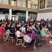 Gran convocatoria de padres en el inicio del programa Sábados de Escuelas Abiertas