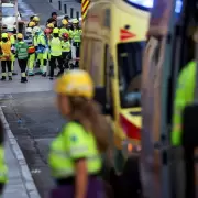 Derrumbe en el centro de Madrid: buscan a cuatro personas atrapadas bajo los escombros y hay un herido grave