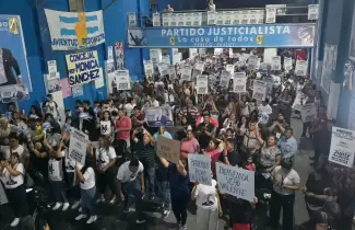 ACTO EN PERICO