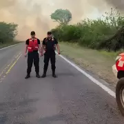 Incendios en Caimancito: cortaron la Ruta 34 y suspendieron el acceso a la localidad