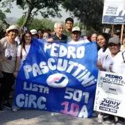 Pascuttini recorrió las ferias del barrio Malvinas y pidió "corregir un modelo que no garantiza precios ni sueldos justos"