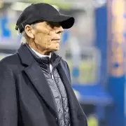 En una conmovedora ceremonia, esparcieron las cenizas de Miguel Ángel Russo en la Bombonera