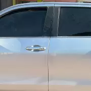 Denuncian que balearon la camioneta en la que viajaba el exgobernador y candidato Juan Manuel Urtubey en Salta