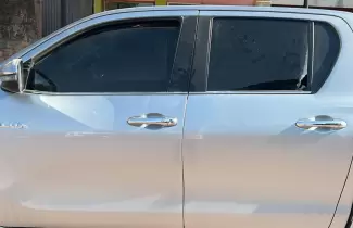 Camioneta baleada
