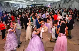 quincea�eras Sue�os de Primavera