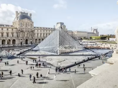 museo del louvre