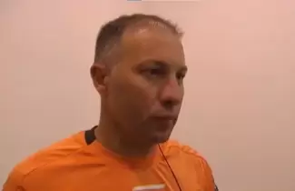 Lucas Comesa�a