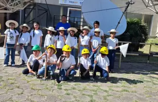 estudiantes de mina el aguilar