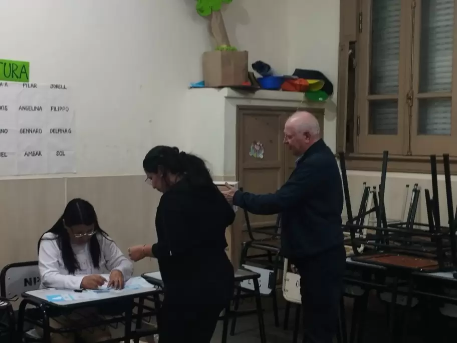 votacion guillermo jenefes