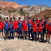 Jujuy B�squet visit� Purmamarca y se carg� de energ�a antes del inicio de La Liga Argentina