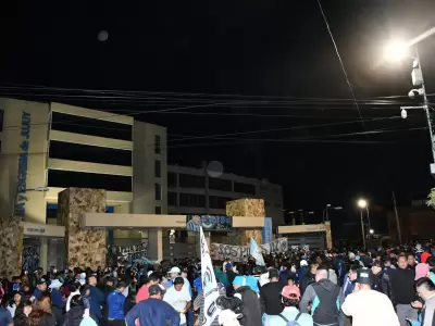 Banderazo Lobo