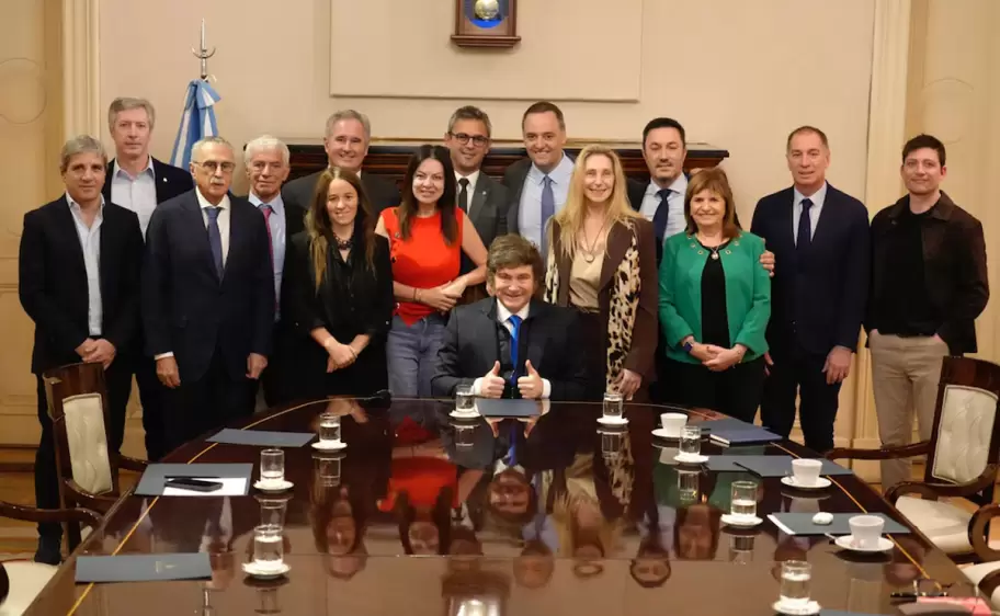 Reunión nuevo gabinete Milei