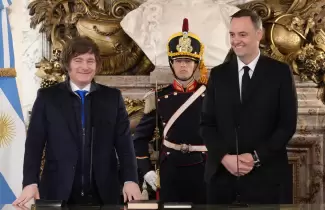 jura manuel adorni
