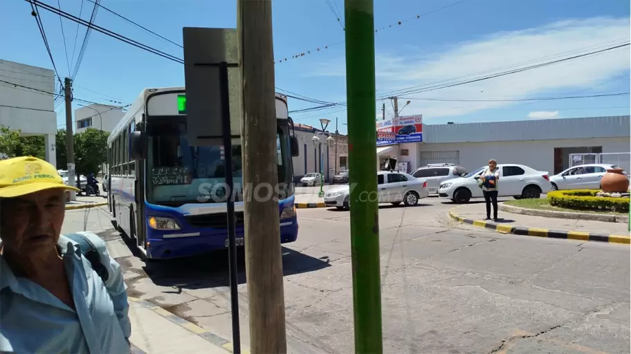 Colectivo en Perico