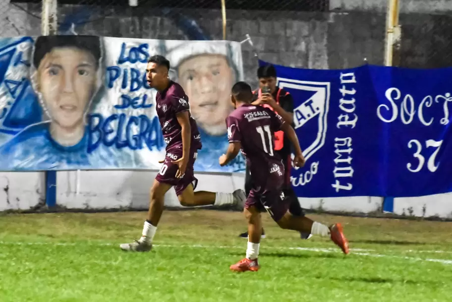 Triunfazo de Luján ante Talleres de Perico