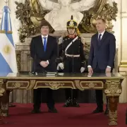 Javier Milei le tomó juramento a Diego Santilli como nuevo ministro del Interior