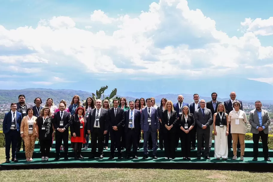 Sadir inauguró el Foro de Direcciones de Presupuesto y Finanzas de la República Argentina