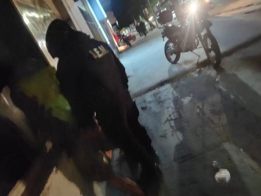 Tres detenidos en barrio Gorriti