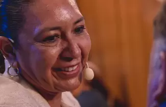 Docente juje�a fue reconocida en el premio a las "Docentes que Inspiran" y emocion� al pa�s