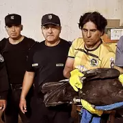 Polic�as de Jujuy rescataron a un c�ndor andino en Volc�n