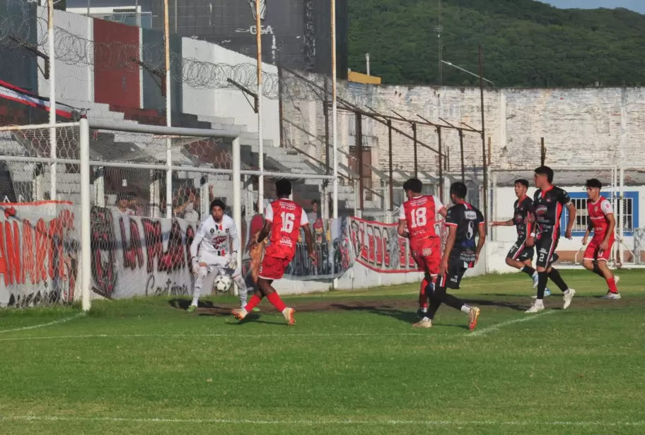 Atlético San Pedro logró un valioso empate en Salta