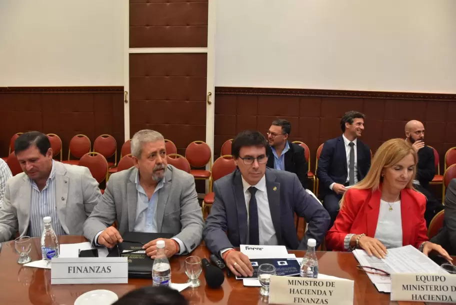 Presentación del ministro Cardozo en la Legislatura