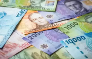 pesos chilenos