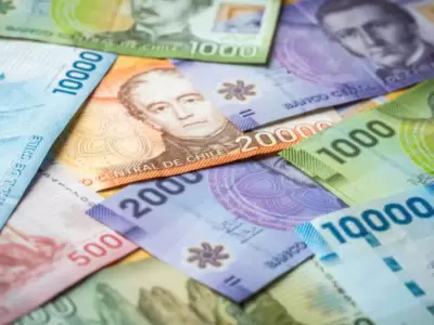 pesos chilenos