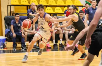 Jujuy B�squet ante Hind� Club