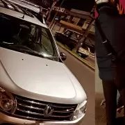 Barrio Gorriti: intentó forzar un vehículo estacionado y fue demorado