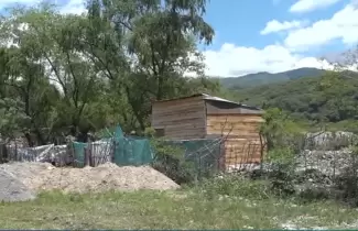 asentamiento a la vera de r�o reyes
